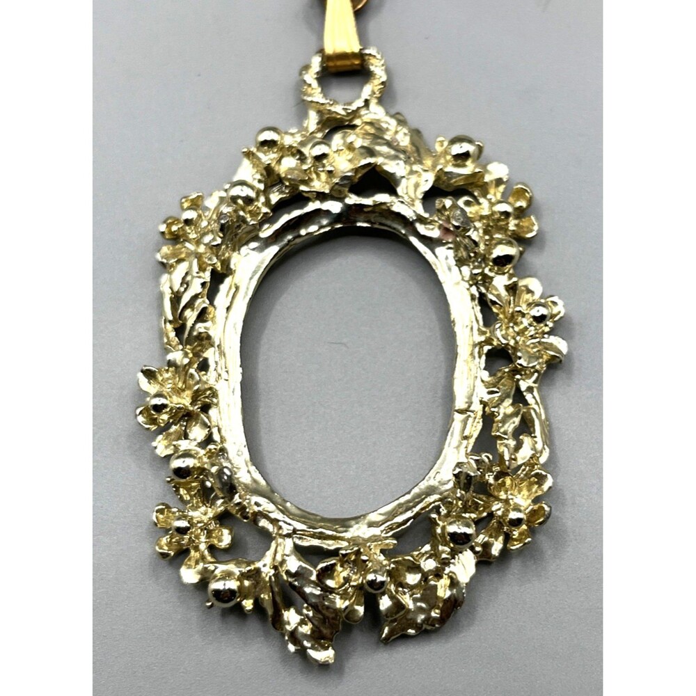 Gold Tone Ornate Oval Pendant Necklace Floral Textured Statement Jewelry